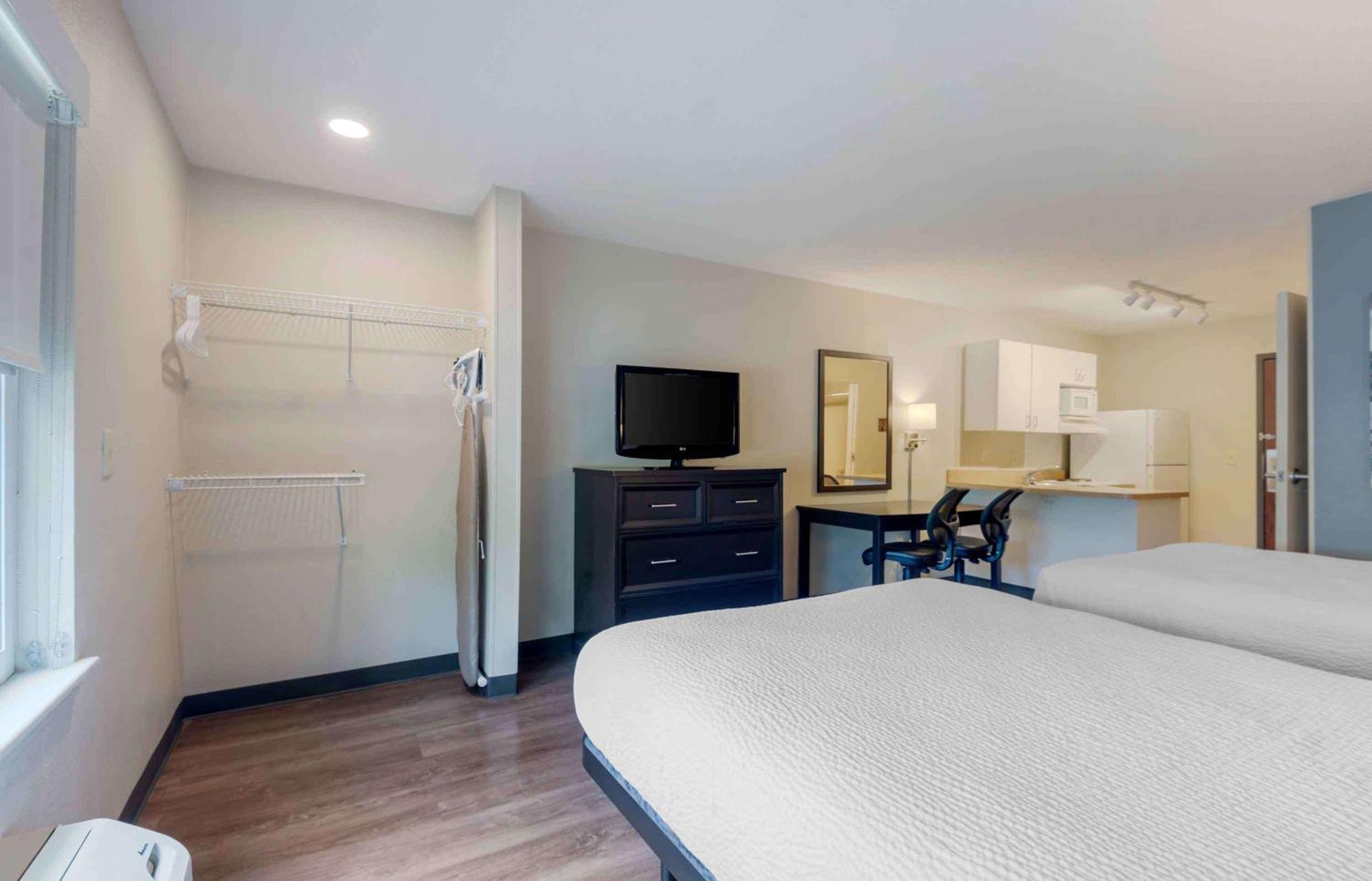 Extended Stay America Suites - Charlotte - University Place Экстерьер фото