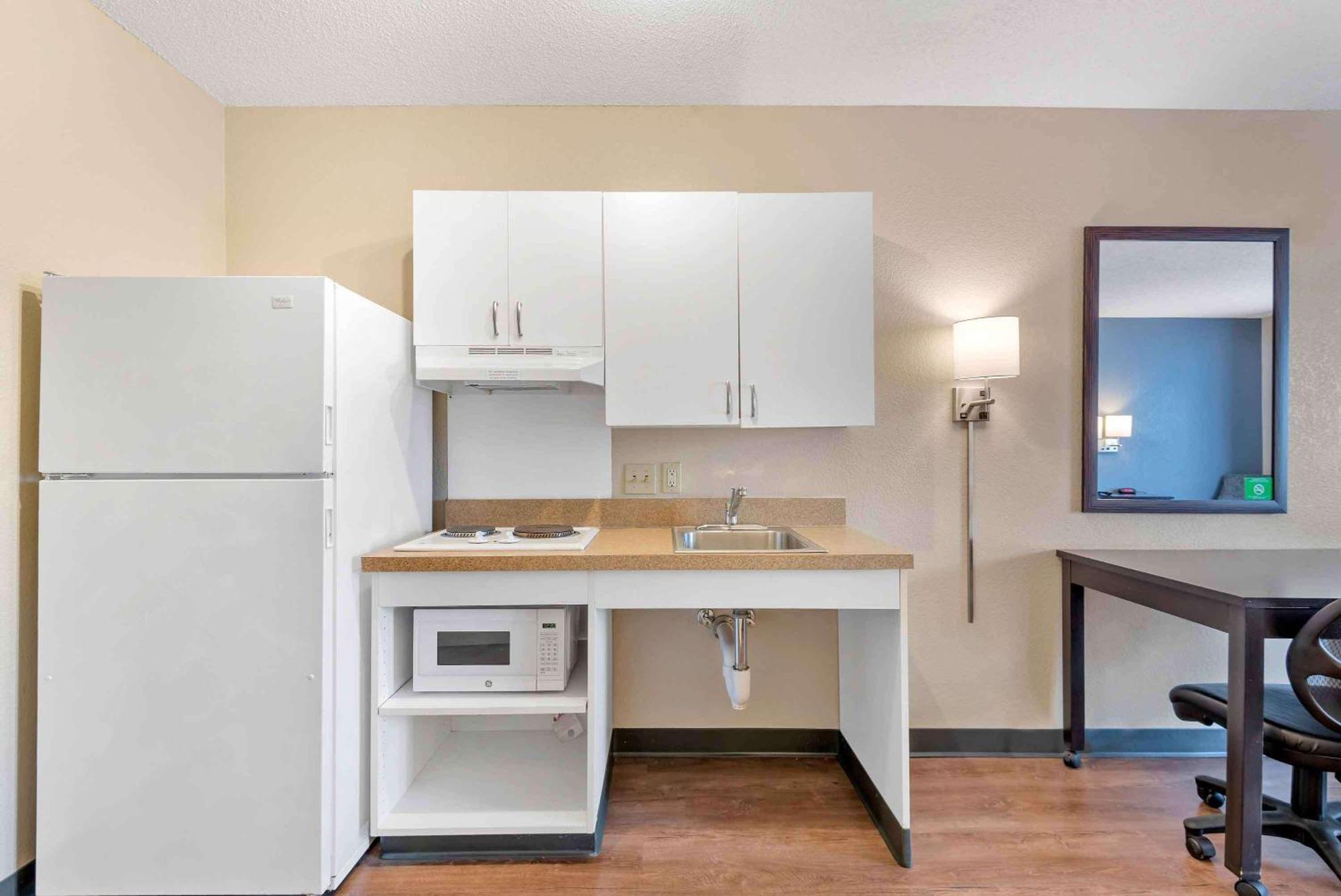 Extended Stay America Suites - Charlotte - University Place Экстерьер фото
