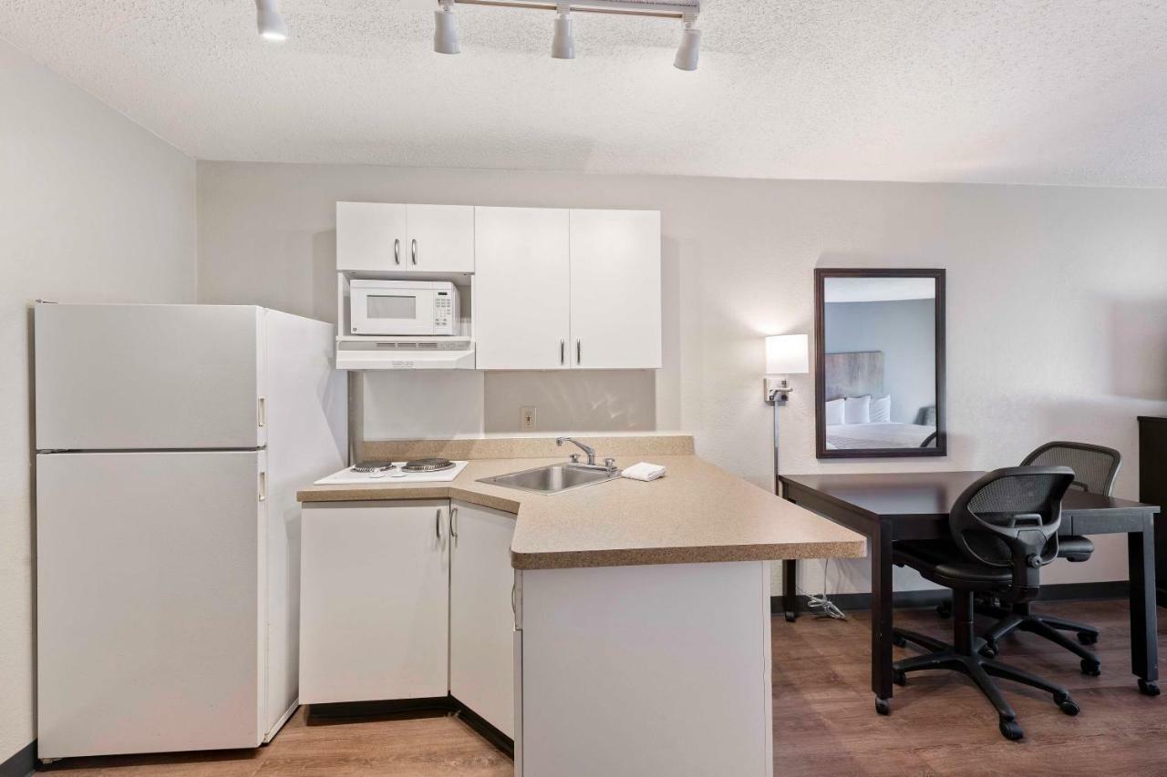 Extended Stay America Suites - Charlotte - University Place Экстерьер фото